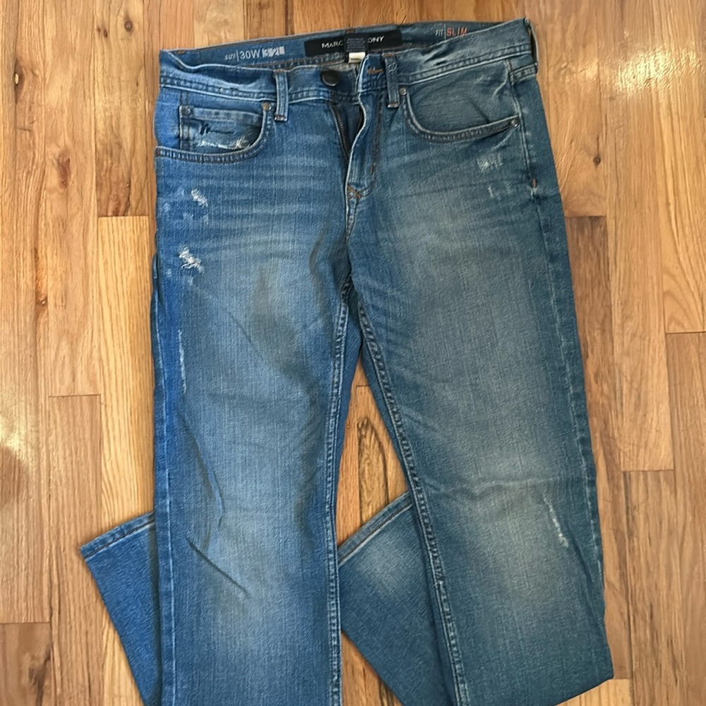 Marc Anthony Slim Fit Distressed jeans